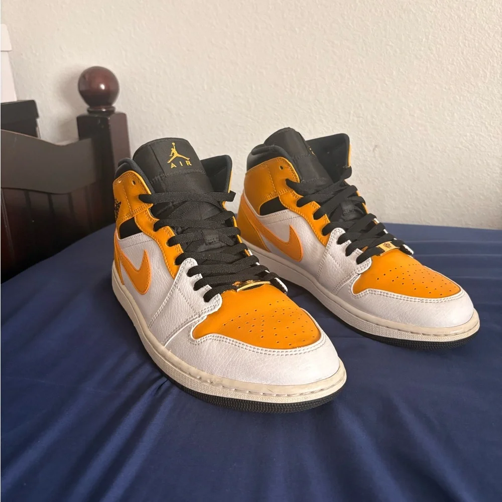 Jordan 1 Mid “University Gold” custom laces NO BOX size 11 - Picture 2 of 7